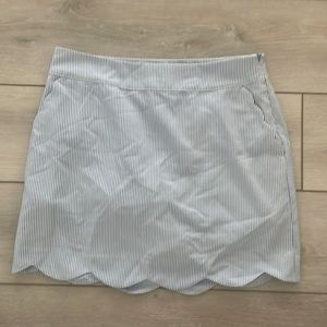 Vineyard vines seersucker scallop skirt